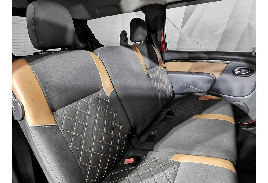 ВАЗ (Lada) Largus 1.6 MT 16 кл (5 мест) (106 л.с.) KS045-52-X00 Luxe Красный в АВИЛОН. Слайд №16