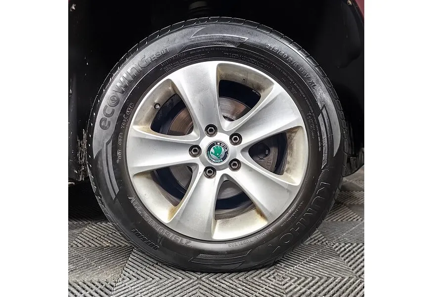 АВИЛОН - Skoda Yeti 1.2 TSI DSG (105 л.с.) Active Красный - slide 18