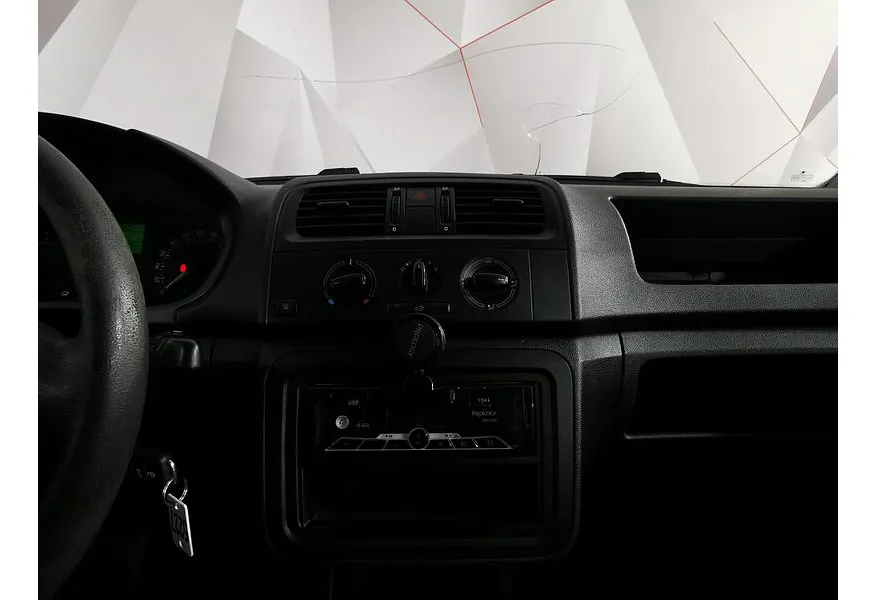 АВИЛОН - Skoda Fabia 1.2 MT (70 л.с.) Белый - slide 13