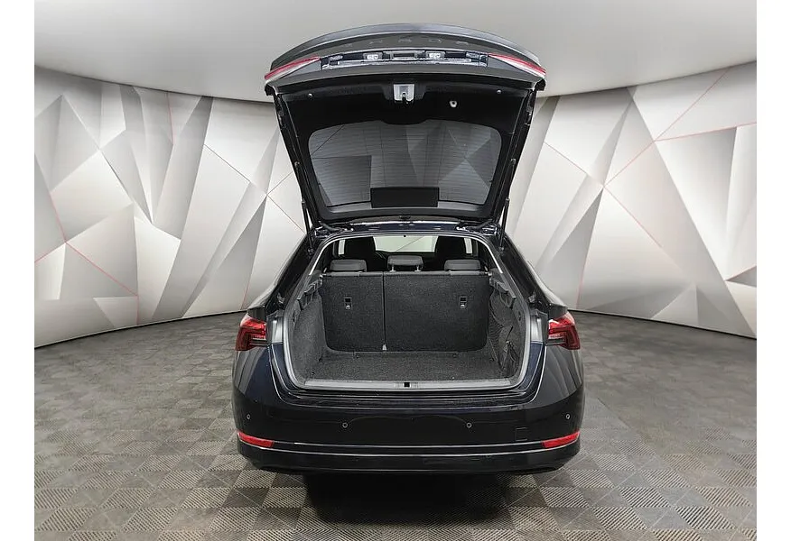 Skoda Octavia 1.4 AT FWD (150 л.с.) Style Plus Черный в АВИЛОН. Слайд №12