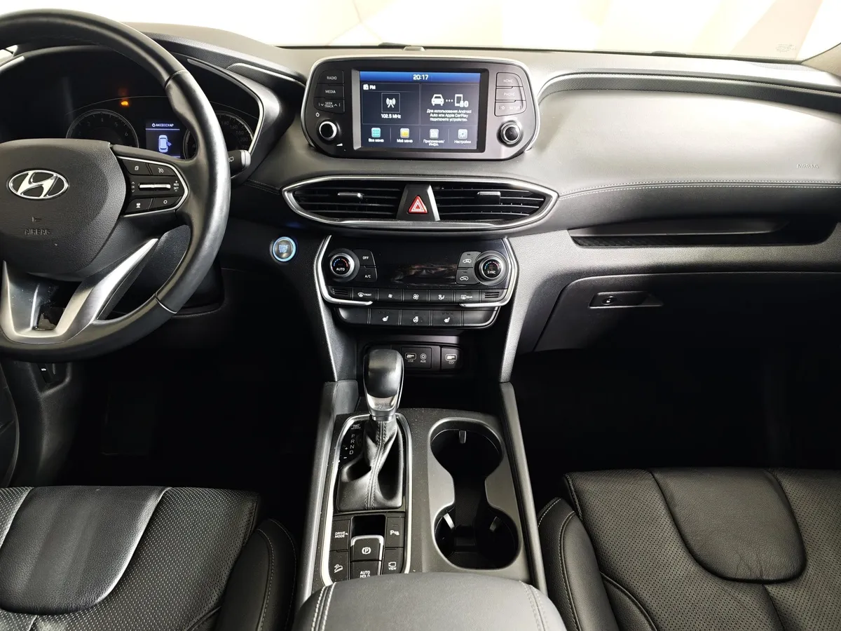 Hyundai Santa Fe 2.4 (188 л.с.) - 6AT Lifestyle + Smart Sense Белый в АВИЛОН. Слайд №15