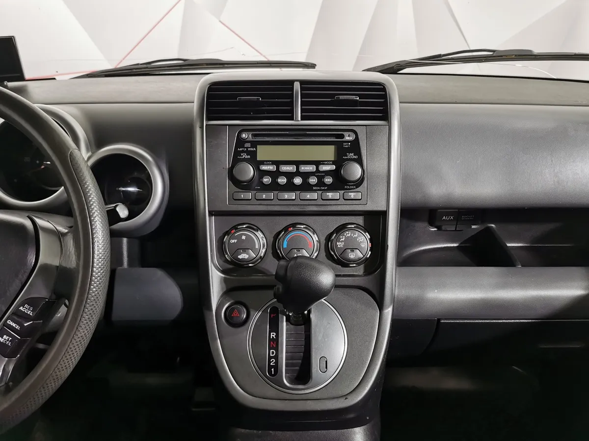 Honda Element 2.4 AT 4WD (160 л.с.) Серый в АВИЛОН. Слайд №12