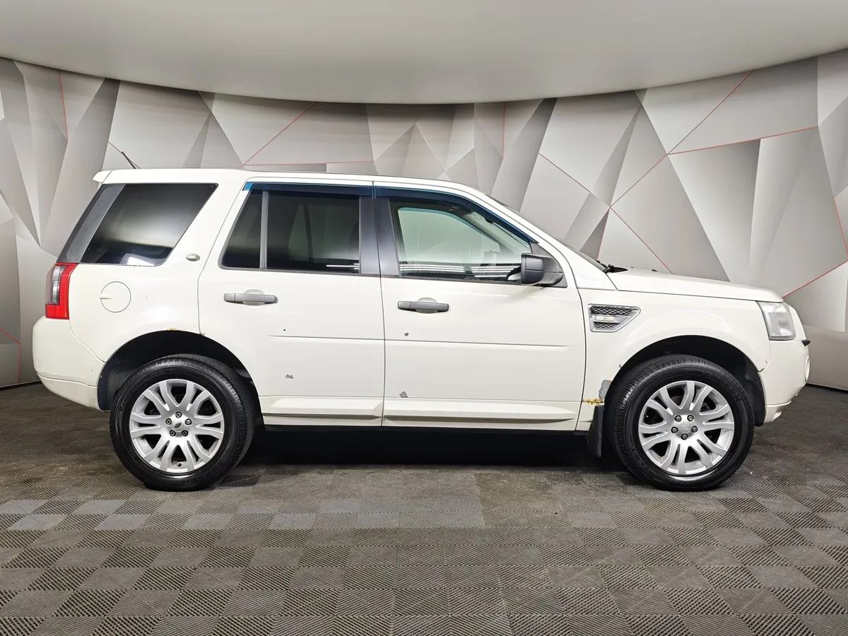 Land Rover Freelander 2.2 TD AT (160 л.с.) Белый в АВИЛОН. Слайд №6
