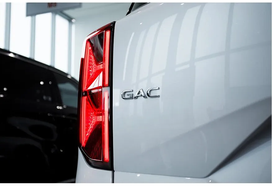 GAC GS8 2.0T 4WD (231 л.с.) GL Белый в АВИЛОН. Слайд №13