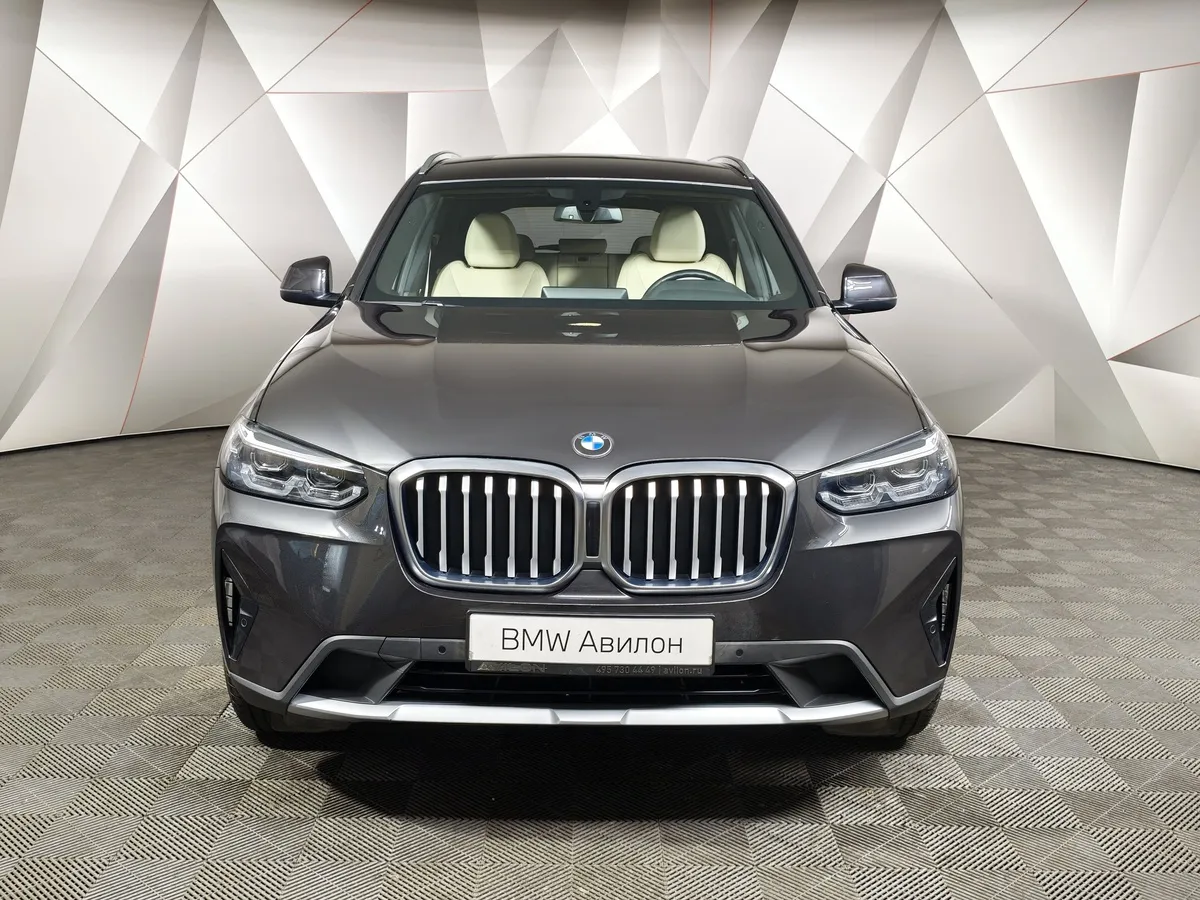 BMW X3 xDrive20d AT (190 л.с.) Lifestyle Серый в АВИЛОН. Слайд №3