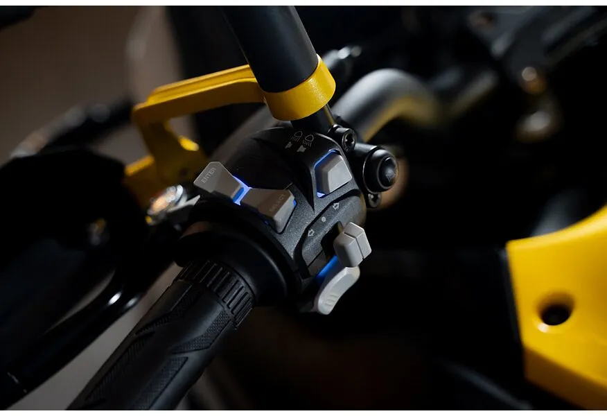 QJMOTOR SVT 650X 650 см³ (76 л.с.) 650 в АВИЛОН. Слайд №7 QJMOTOR SVT 650X 650 см³ (76 л.с.) 650 в АВИЛОН. Слайд №7