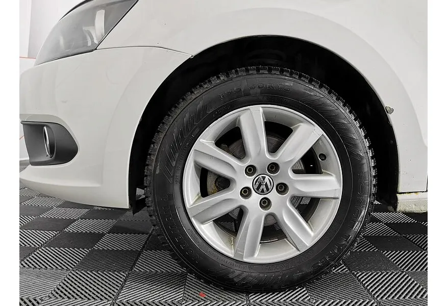 Volkswagen Polo 1.6 Tiptronic (105 л.с.) Comfortline Белый в АВИЛОН. Слайд №9