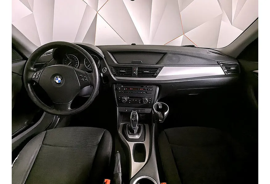 BMW X1 xDrive20i AT (184 л.с.) Коричневый в АВИЛОН. Слайд №11 BMW X1 xDrive20i AT (184 л.с.) Коричневый в АВИЛОН. Слайд №11