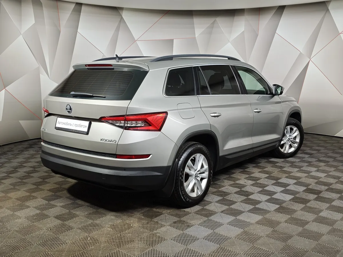 Skoda Kodiaq 1.4 TSI DSG 4X4 (150 л.с.) Бежевый в АВИЛОН. Слайд №2