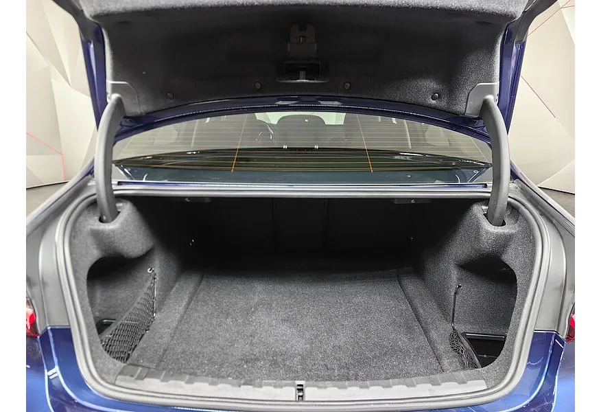 BMW 3 серия 318d Steptronic (150 л.с.) Синий в АВИЛОН. Слайд №9