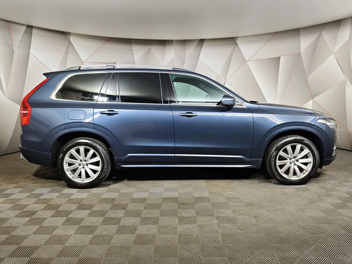 Volvo XC90 2.0 AT AWD D5 (5 мест) (225 л.с.) Inscription Серый в АВИЛОН. Слайд №6