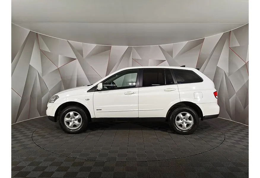 SsangYong Kyron 2.3 E-Tronic 4WD (150 л.с.) Белый в АВИЛОН. Слайд №5