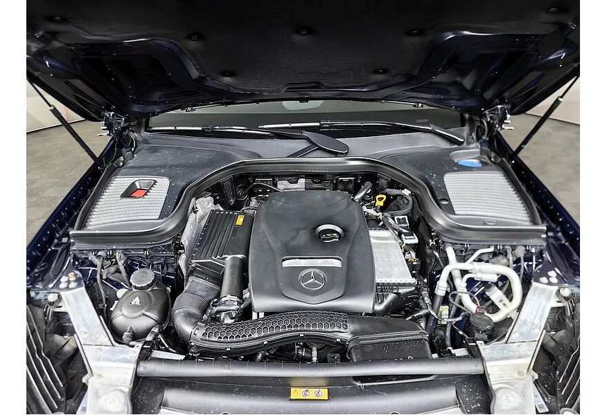 Mercedes-Benz GLC Купе 300 9G-TRONIC 4MATIC (245 л.с.) Sport Синий в АВИЛОН. Слайд №11