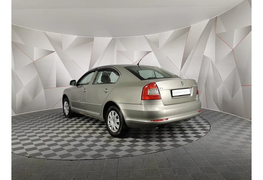 Skoda Octavia 1.4 TSI DSG (122 л.с.) Серый в АВИЛОН. Слайд №4
