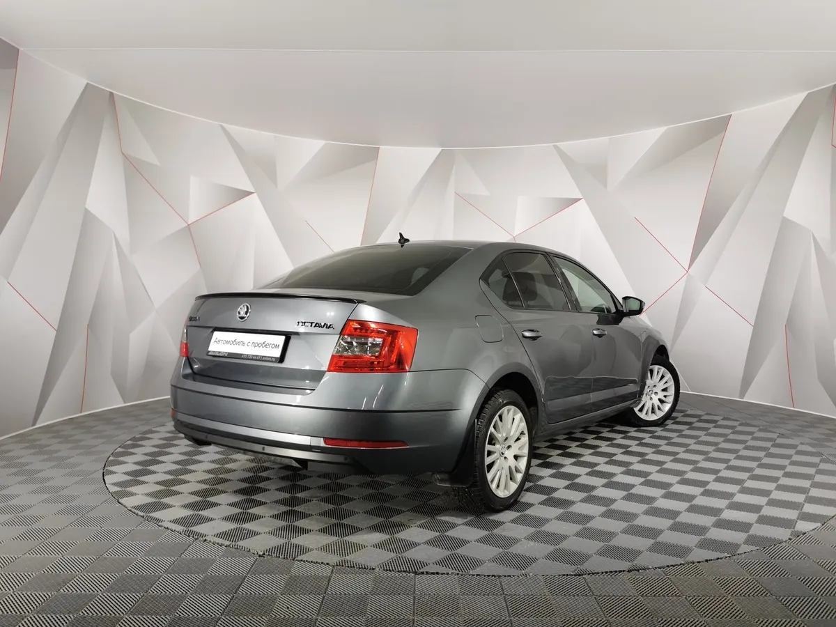 Skoda Octavia 1.4 TSI DSG (150 л.с.) Ambition Серый в АВИЛОН. Слайд №2
