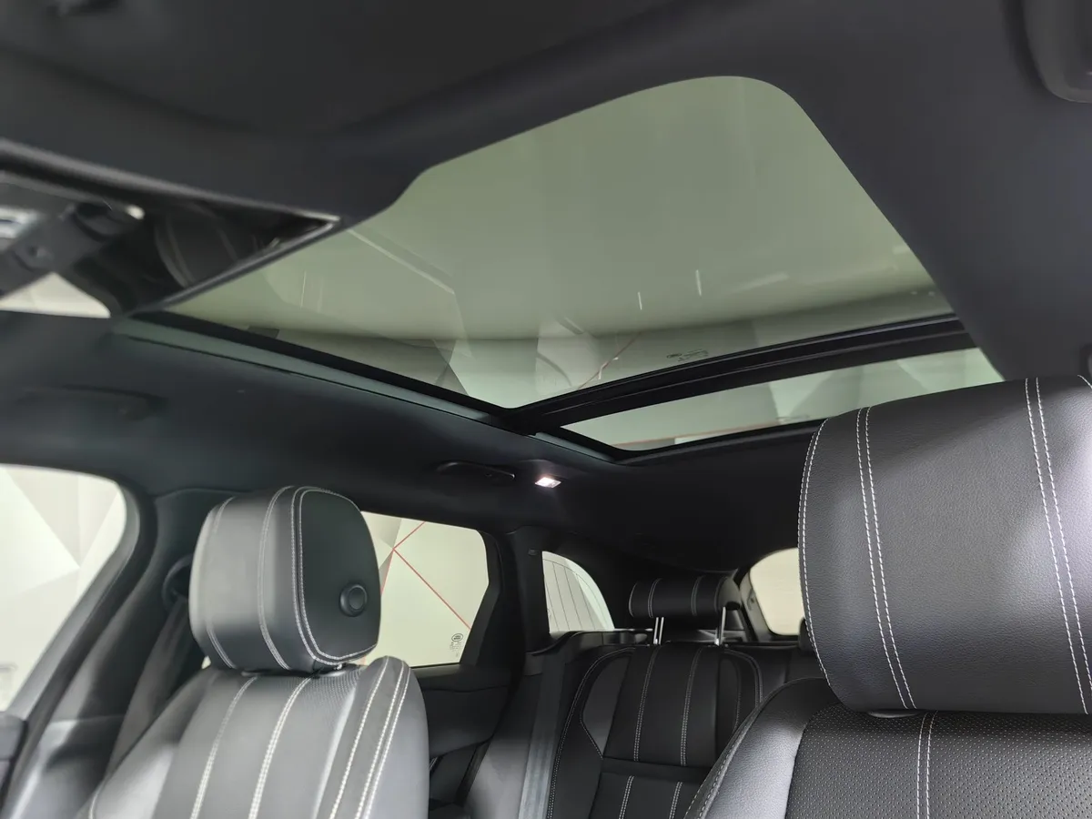 Land Rover Range Rover Velar 3.0 V6 AT (380 л.с.) R-Dynamic SE Белый в АВИЛОН. Слайд №24