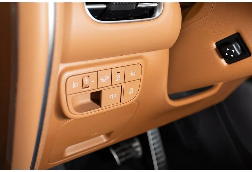 Hyundai Palisade 2.5T Smartstream 8АТ 4WD (249 л.с.) Calligraphy Коричневый в АВИЛОН. Слайд №18