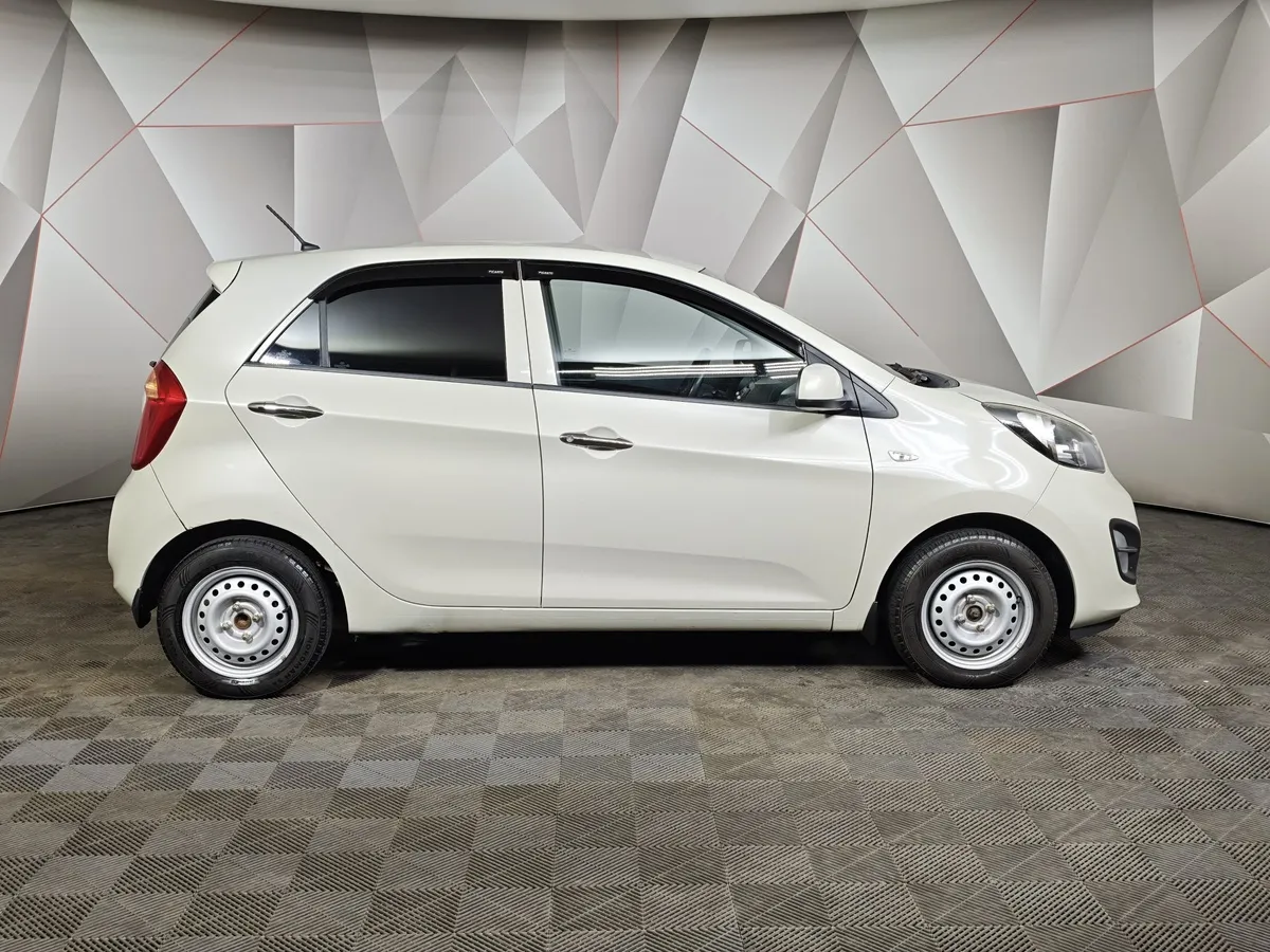 Kia Picanto 1.3 AT (85 л.с.) Бежевый в АВИЛОН. Слайд №6