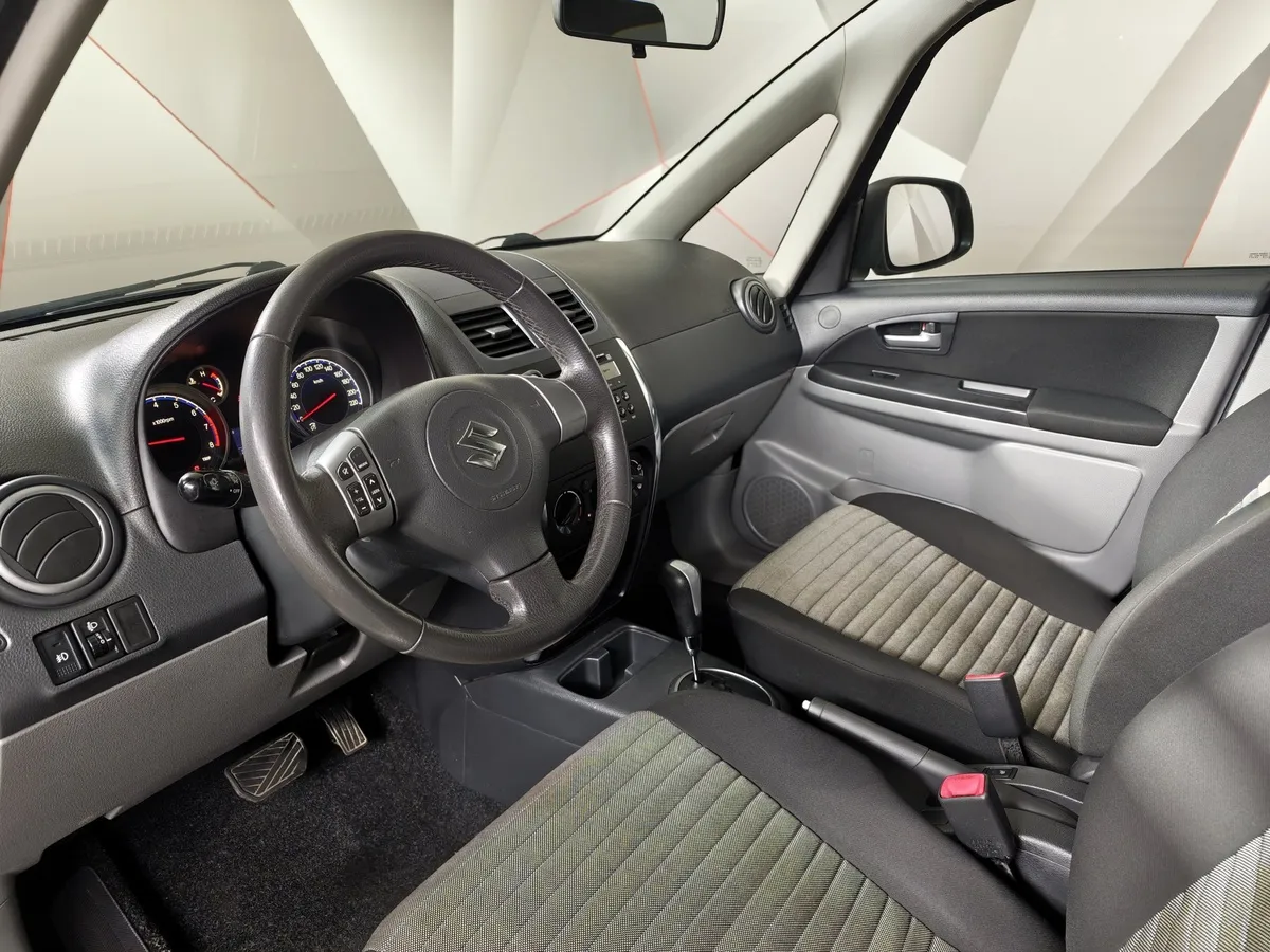 Suzuki SX4 1.6 AT (112 л.с.) GL+ Серебристый в АВИЛОН. Слайд №19