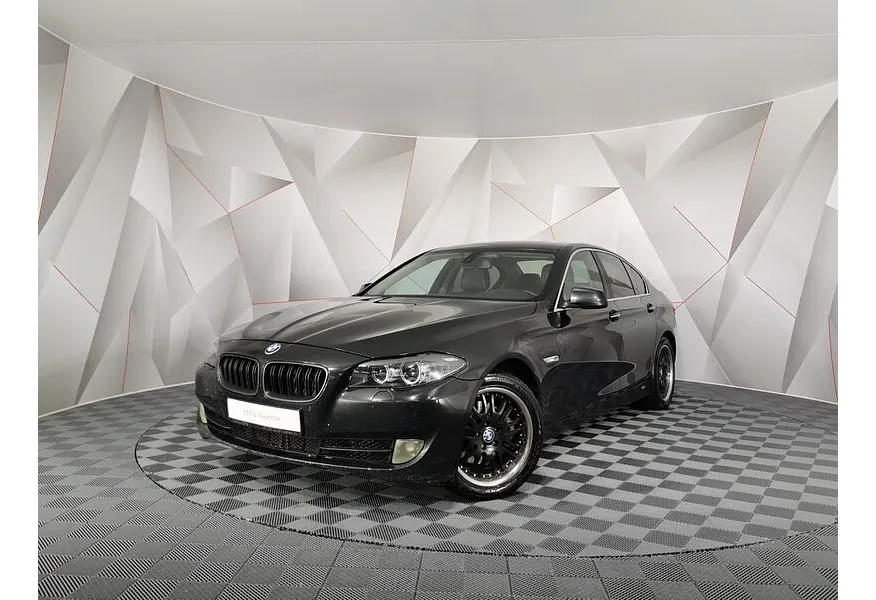 LIVE. Слайд №1