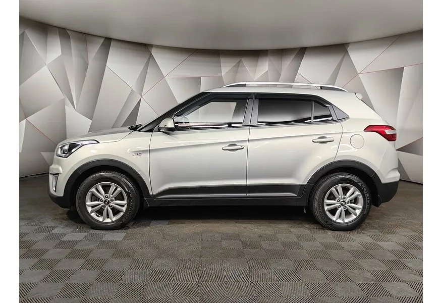 Hyundai Creta 2.0 AT (149 л.с.) Travel Коричневый в АВИЛОН. Слайд №3