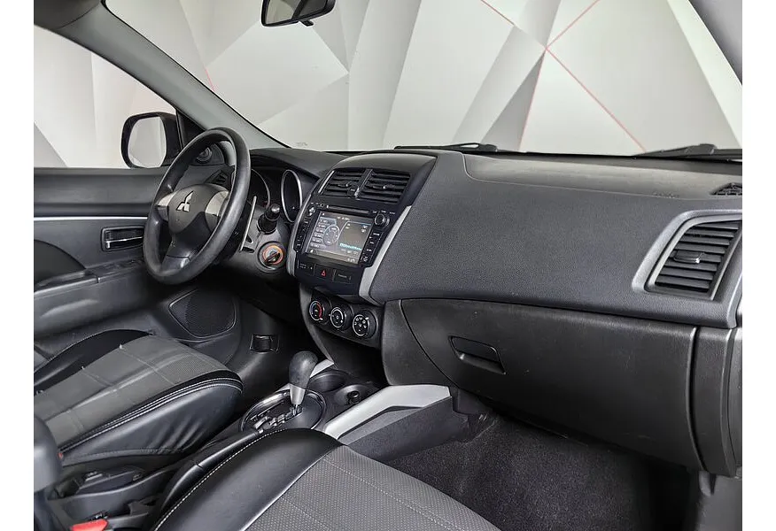 Mitsubishi ASX 1.8 CVT 2WD (140 л.с.) Красный в АВИЛОН. Слайд №13