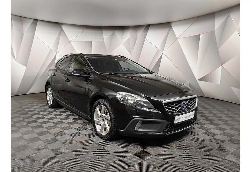 Volvo V40 1.5 T3 Drive-E Geartronic (152 л.с.) Kinetic Черный в АВИЛОН. Слайд №3