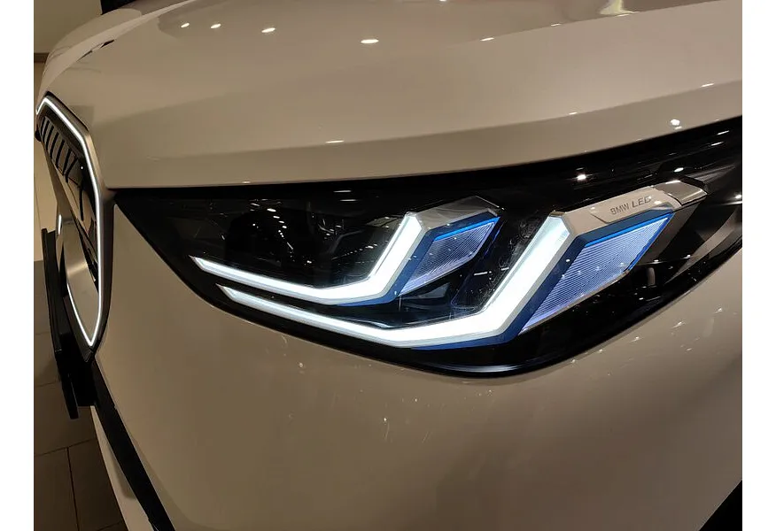 BMW X3 xDrive30L AT (258 л.с.) Белый в АВИЛОН. Слайд №11