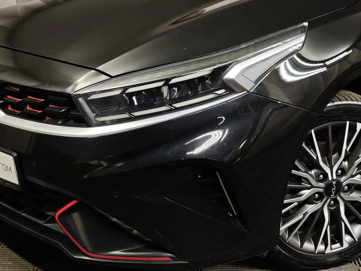 Kia Cerato 2.0 MPI AT (150 л.с.) GT Line Черный в АВИЛОН. Слайд №10
