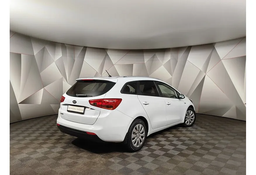 Kia Ceed 1.6 MT (129 л.с.) Comfort Белый в АВИЛОН. Слайд №2