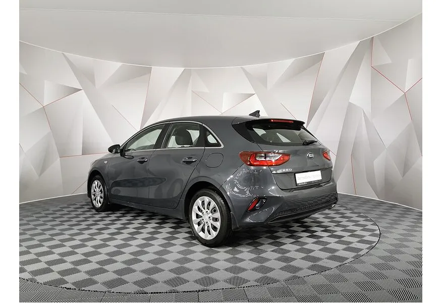 LIVE. Слайд №7