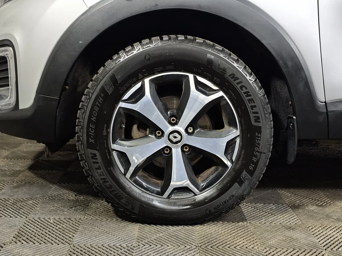 Renault Kaptur 1.6 MT (114 л.с.) Life Серый в АВИЛОН. Слайд №9