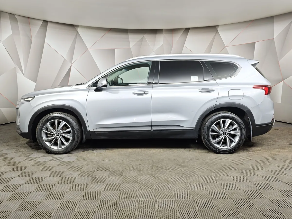 Hyundai Santa Fe 2.2 (200 л.с.) CRDi - 8AT High-tech Серый в АВИЛОН. Слайд №5