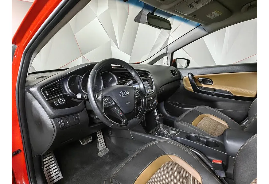 АВИЛОН - Kia Ceed 1.6 AT (130 л.с.) Comfort Красный - slide 7