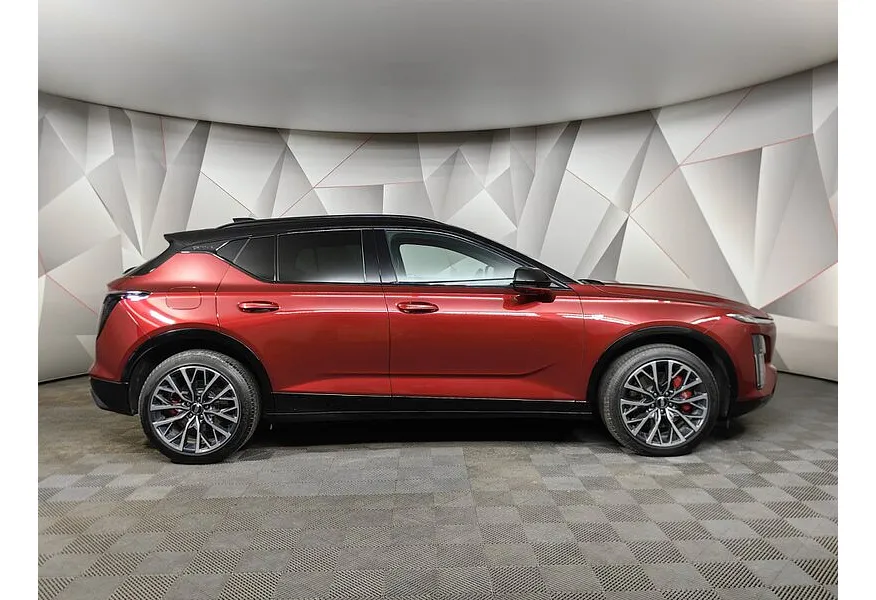 Cadillac GT4 2.0 AT 4WD (230 л.с.) Platinum Красный в АВИЛОН. Слайд №6