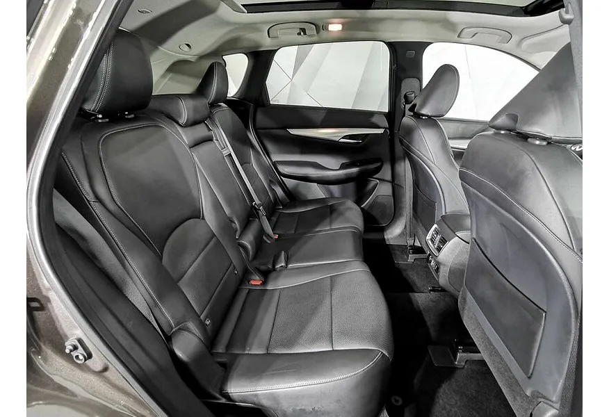 Infiniti QX50 2.0 VC-T CVT AWD (249 л.с.) Коричневый в АВИЛОН. Слайд №17