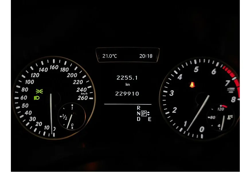 Mercedes-Benz B-Класс B 200 7G-DCT (150 л.с.) Красный в АВИЛОН. Слайд №18