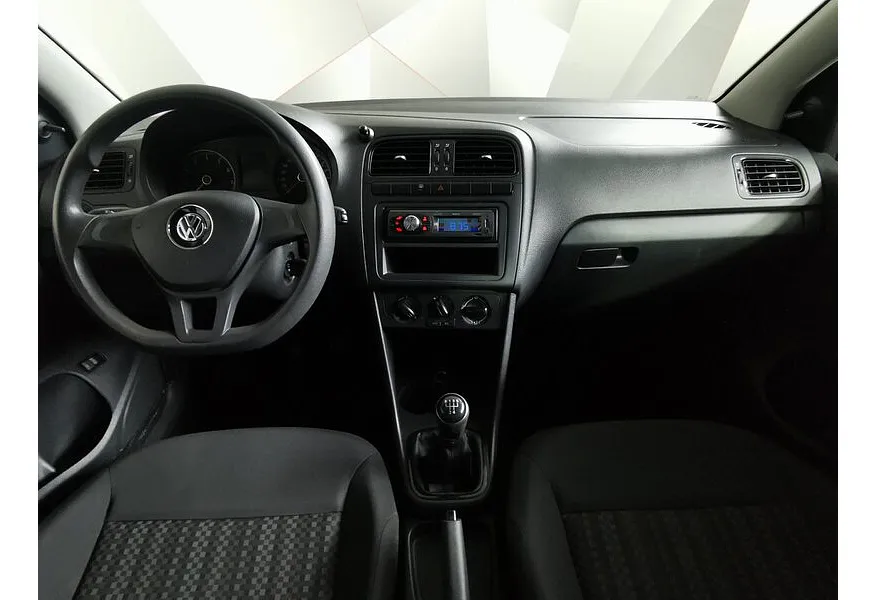 Volkswagen Polo 1.6 MPI MT (110 л.с.) Trendline Белый в АВИЛОН. Слайд №14