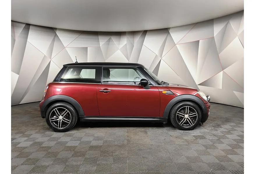 Mini One 1.4 AT FWD (95 л.с.) Красный в АВИЛОН. Слайд №6