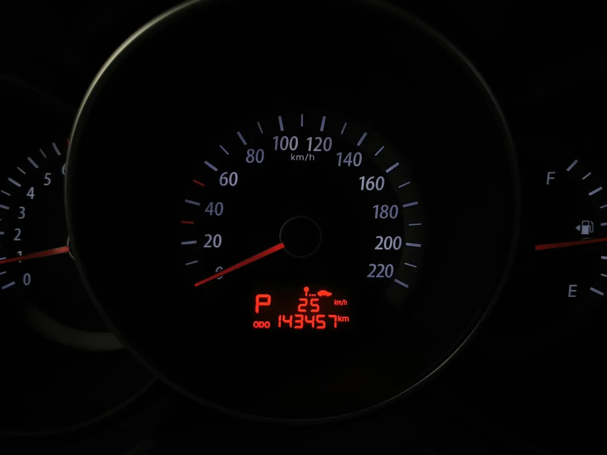Kia Cerato 1.6 AT (126 л.с.) Серый в АВИЛОН. Слайд №16