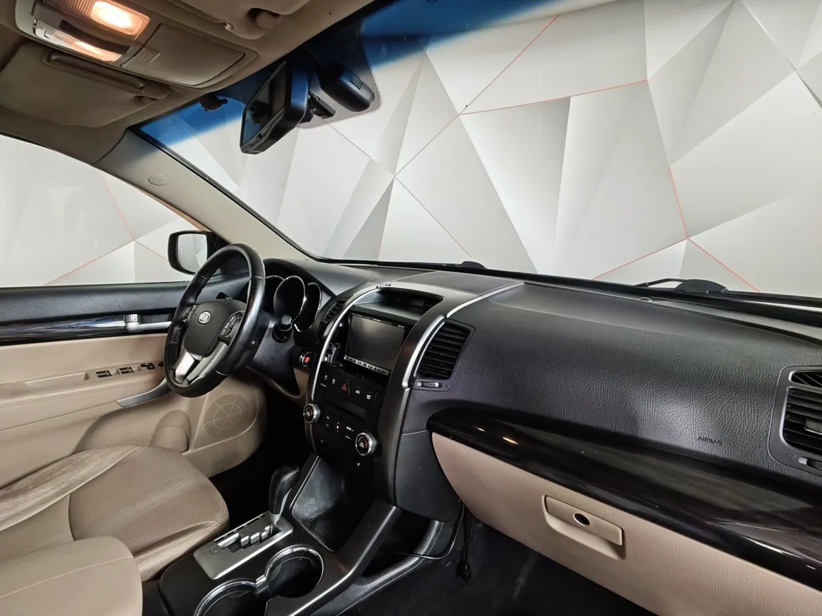 Kia Sorento 2.2 CRDi AT AWD (200 л.с.) Серый в АВИЛОН. Слайд №11