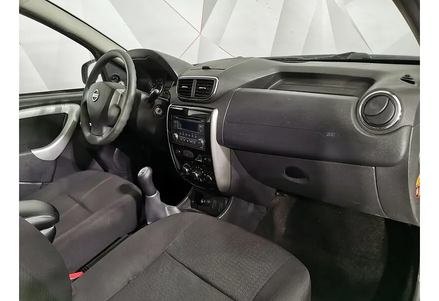 Nissan Terrano 1.6 MT (114 л.с.) Серый в АВИЛОН. Слайд №12