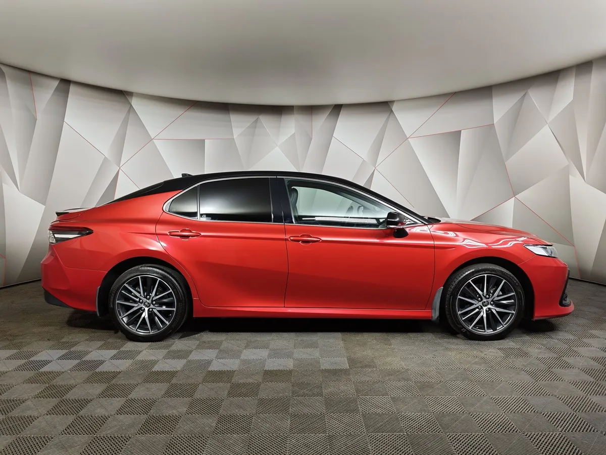 Toyota Camry 2.5 AT (200 л.с.) Красный в АВИЛОН. Слайд №6
