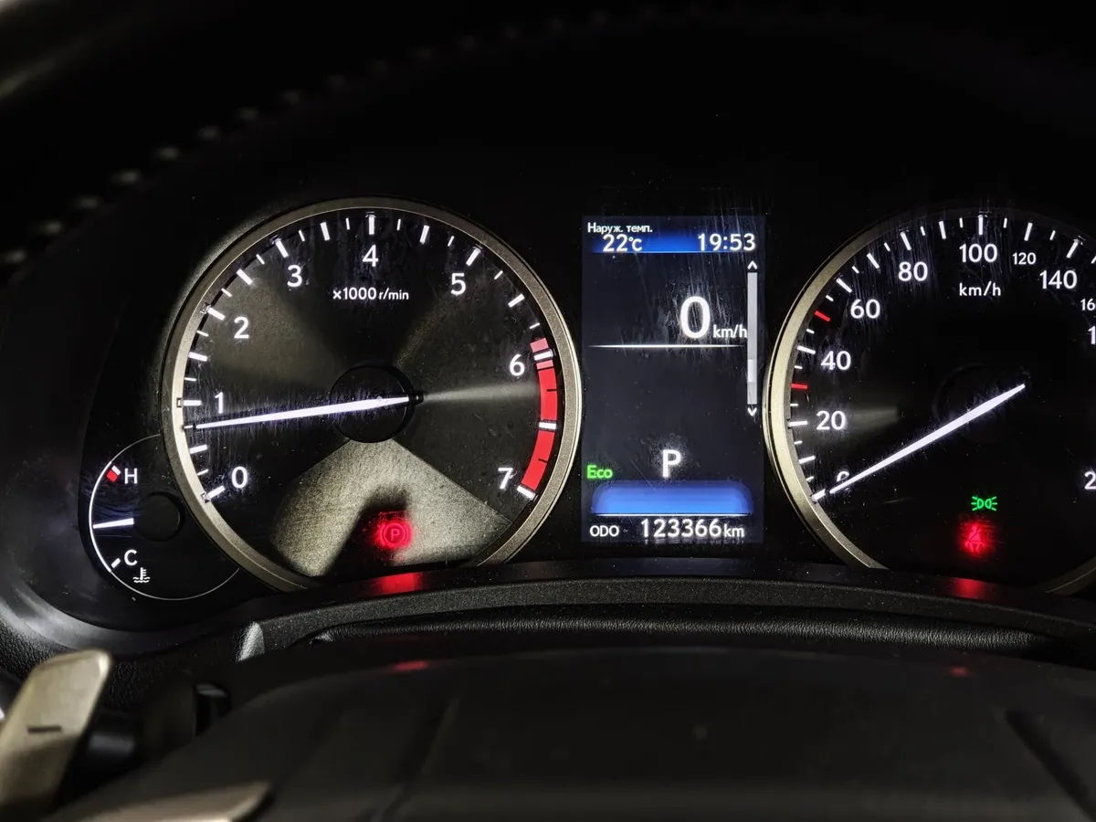 Lexus NX 300 AT AWD (238 л.с.) Серый в АВИЛОН. Слайд №18