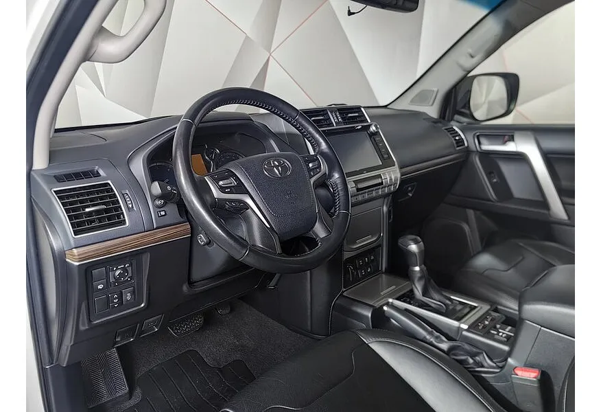 АВИЛОН - Toyota Land Cruiser Prado 2.8 D AT 4WD (5 мест) (177 л.с.) Комфорт Белый - slide 12