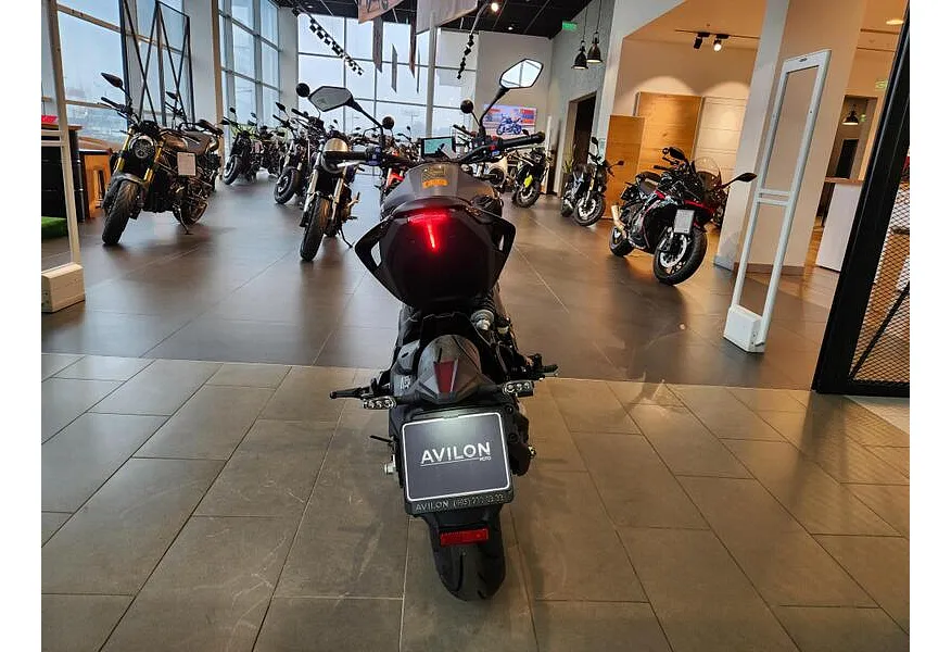 QJMOTOR SRK 400 400 см³ (41 л.с.) (41) 400 Черный в АВИЛОН. Слайд №6