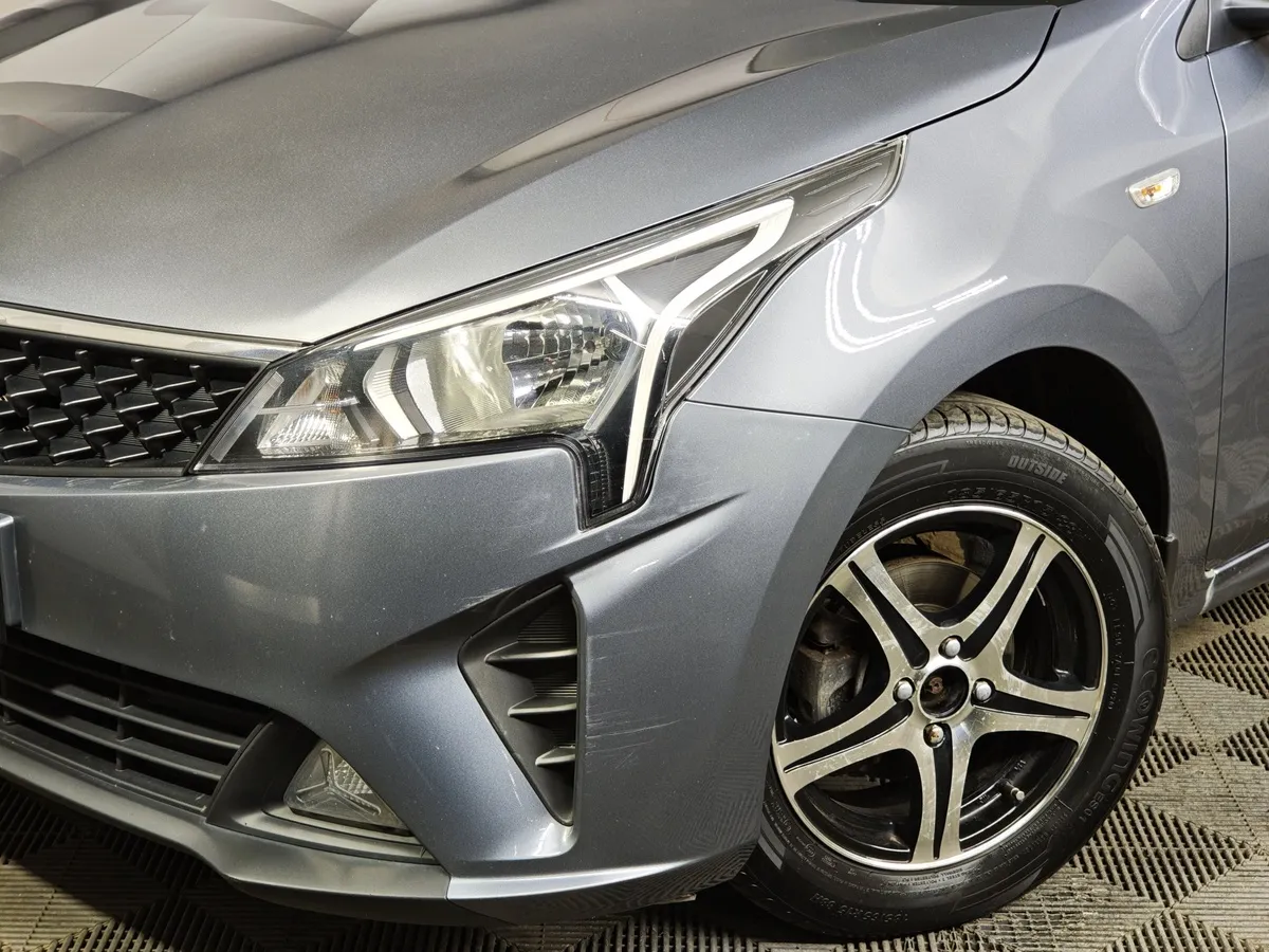 Kia Rio 1.6 AT (123 л.с.) Luxe Серый в АВИЛОН. Слайд №10