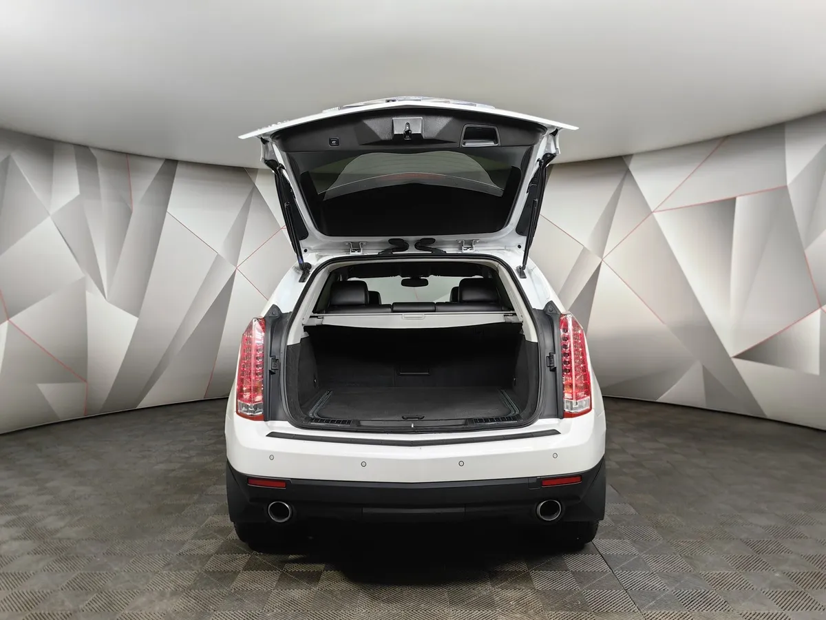 Cadillac SRX 3.0 AT (249 л.с.) Белый в АВИЛОН. Слайд №11