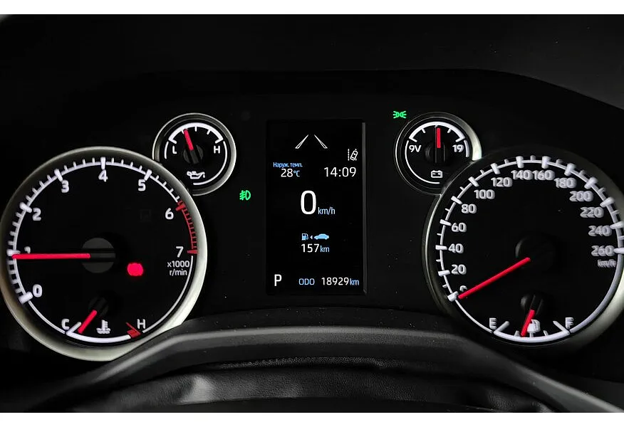 Toyota Land Cruiser 4.0 V6 AT 4WD (275 л.с.) VX Черный в АВИЛОН. Слайд №18