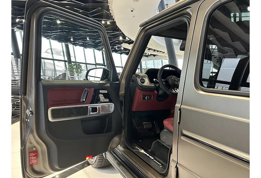 LIVE. Слайд №18